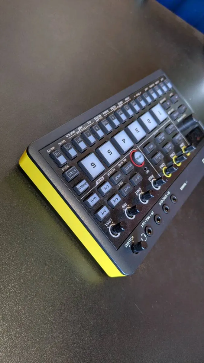 Roland P6 sampler - Image 3