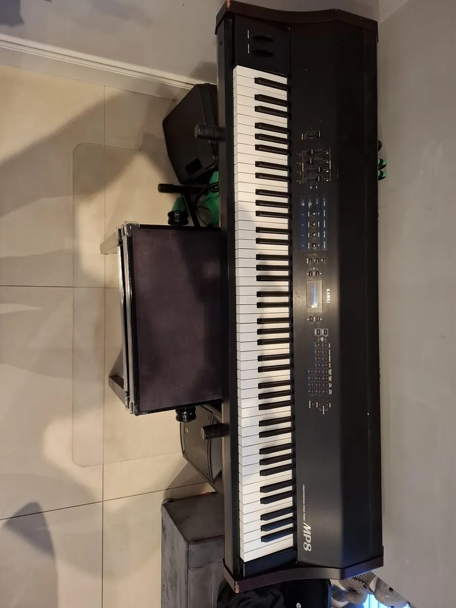 Kawai MP8 professional stage piano - Image 3