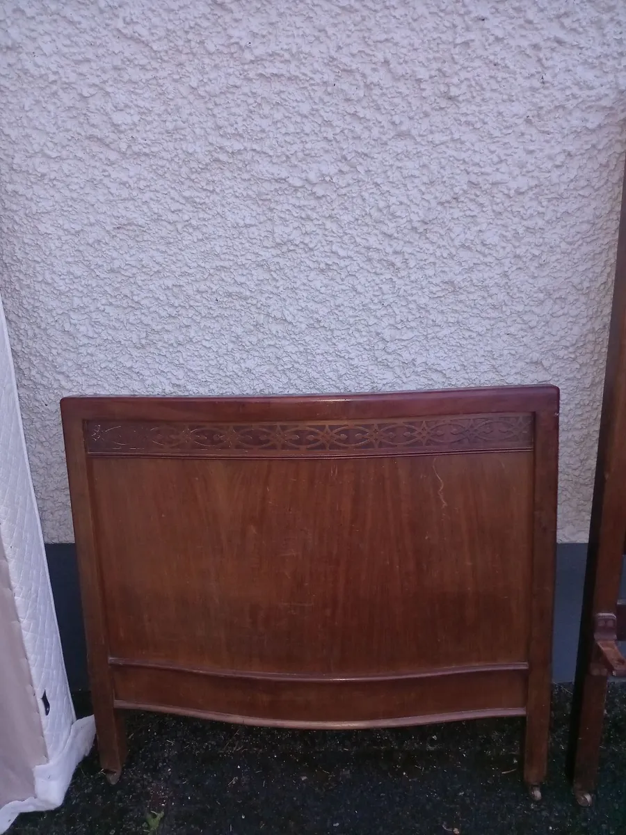 Antique mahagony single bed frame with matress bas - Image 4