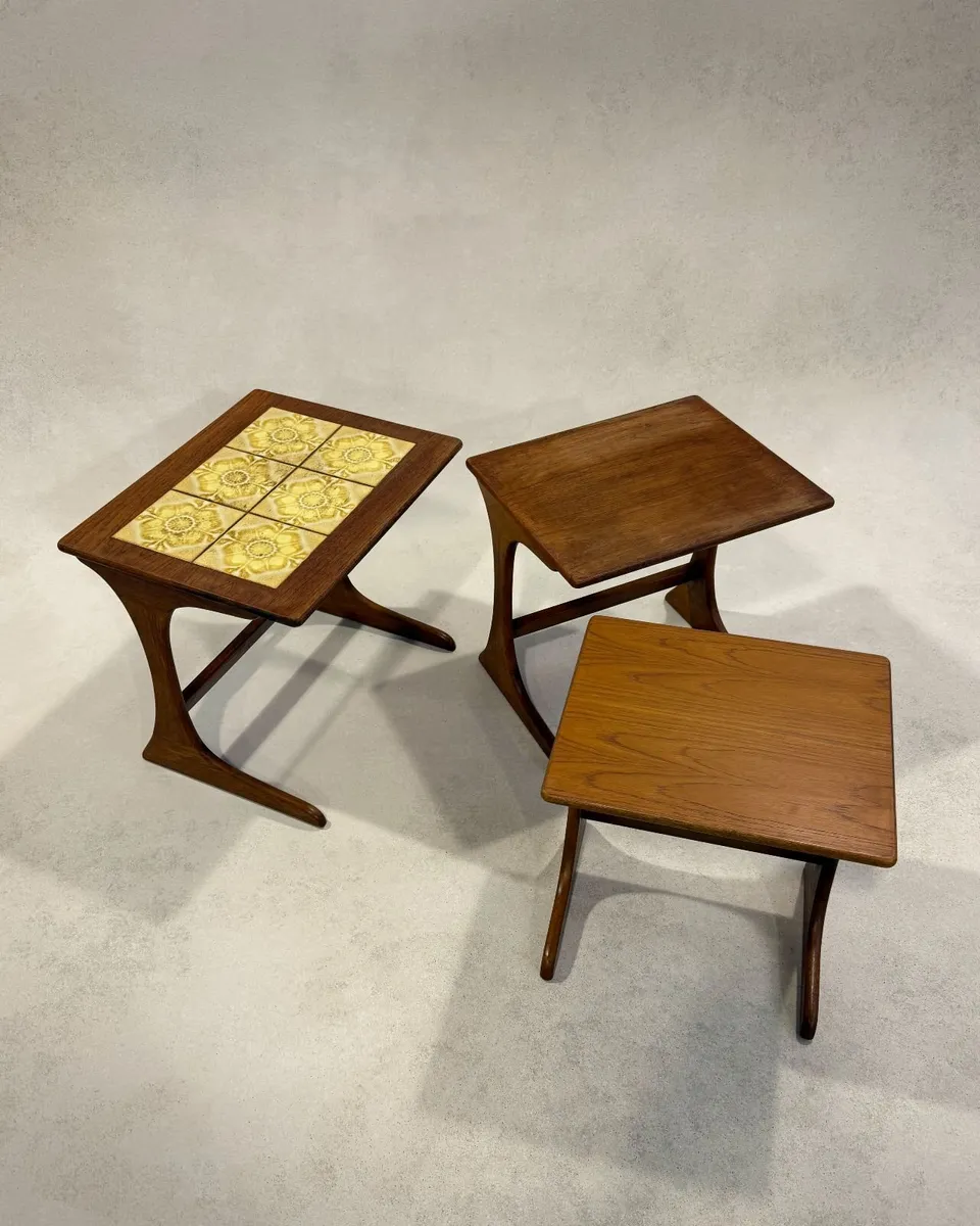 Mid-Century Nest of Tables - Image 3
