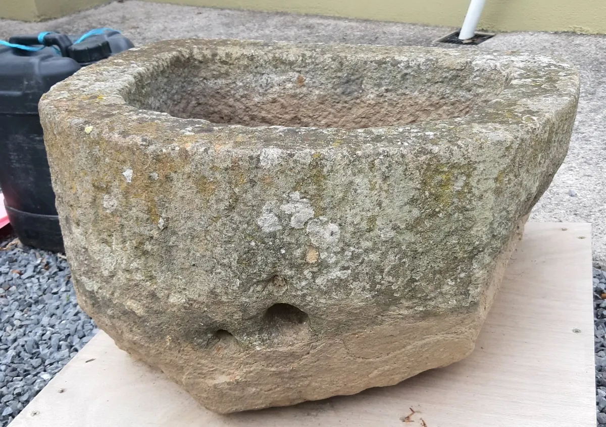 Granite planter - Image 3