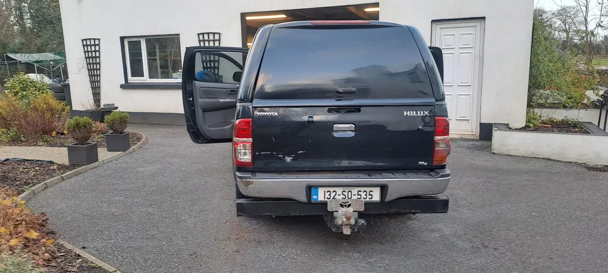 2.5l 132 Toyota Hilux - Image 2