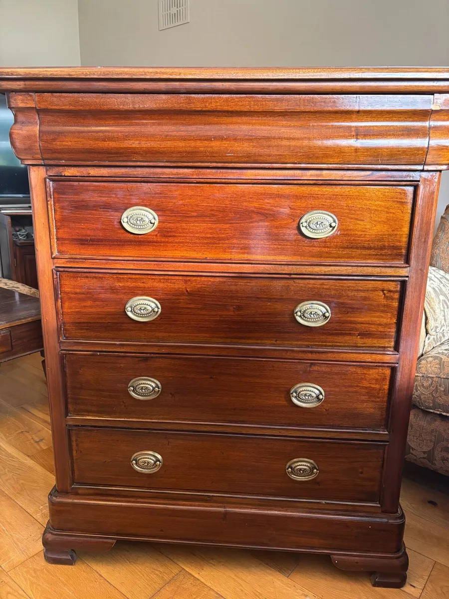 Mahogany chest of drawers - Image 2