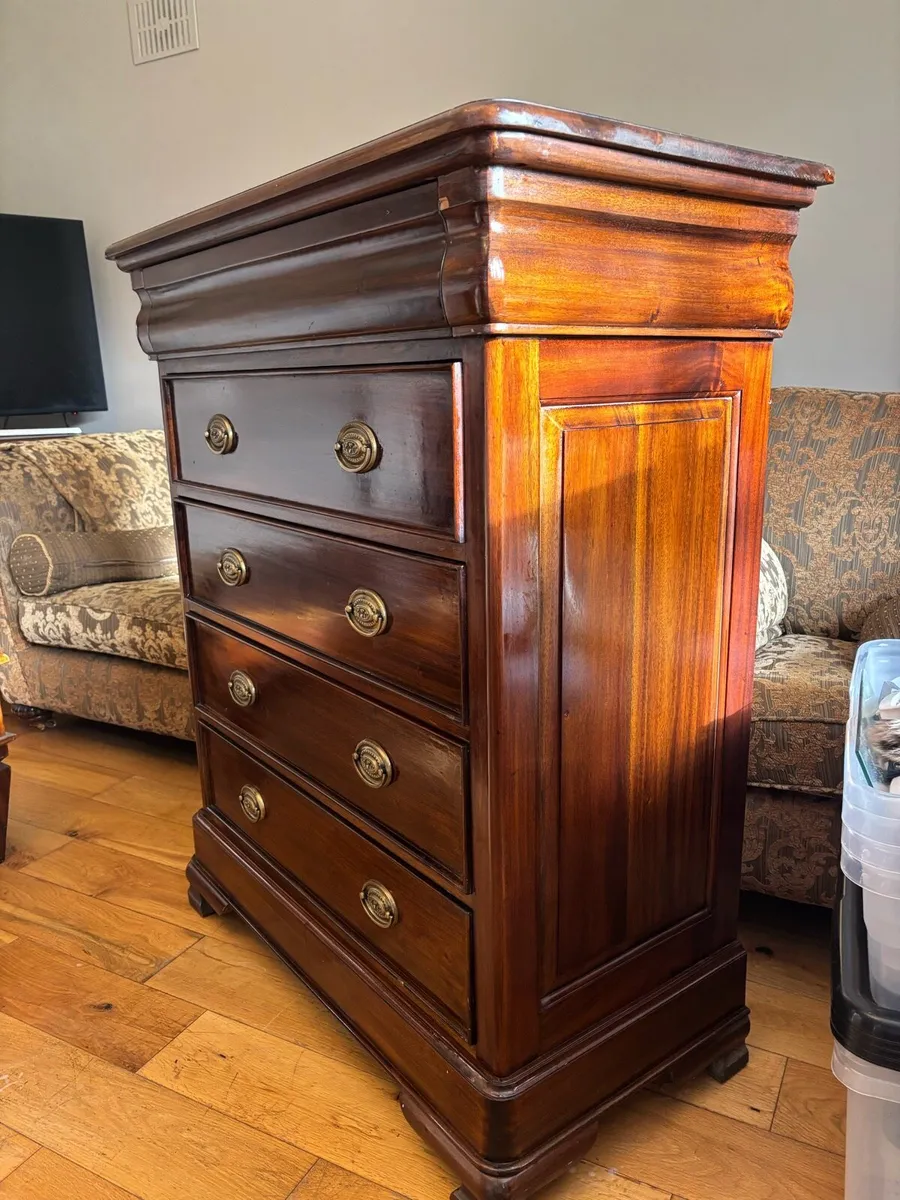 Mahogany chest of drawers - Image 3