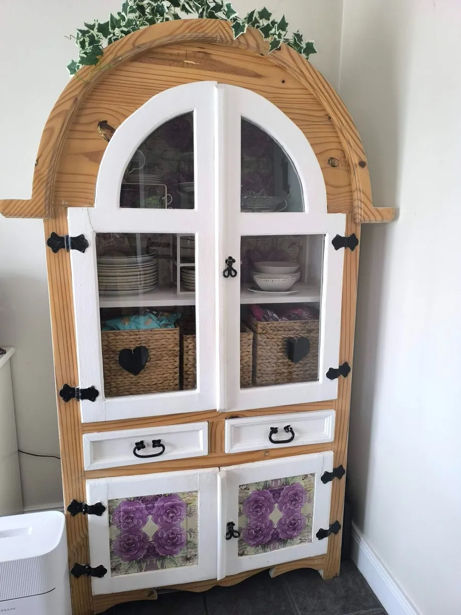 Bespoke, rustic pine kitchen dresser - Image 1