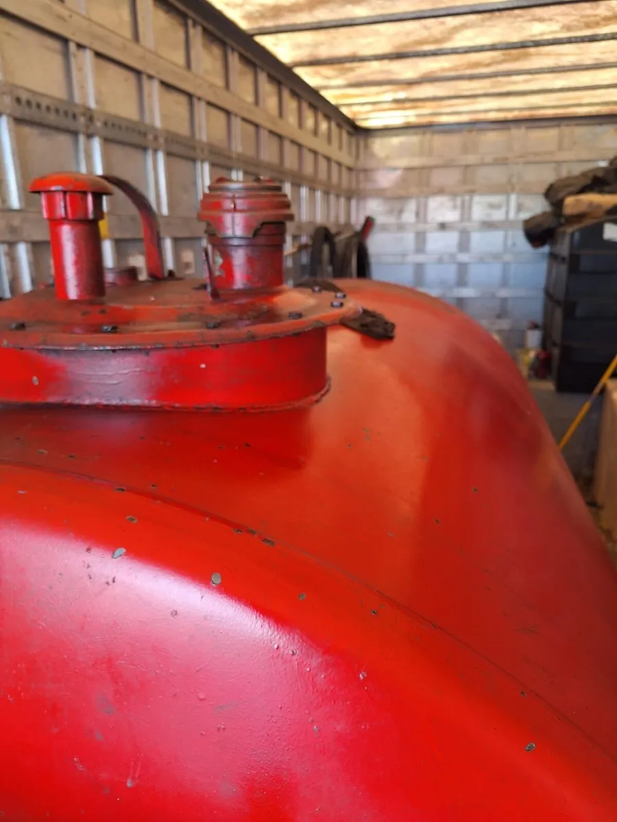 Diesel tank/shed - Image 4