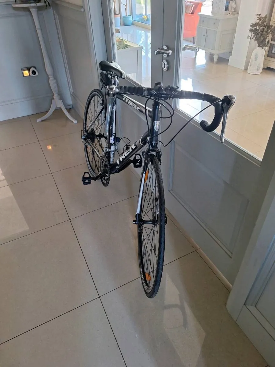 Trek Alpha road bike - Image 3