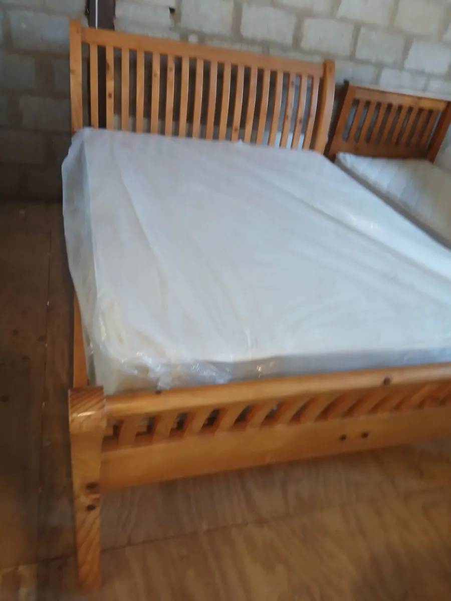 Bed &  mattress - Image 1