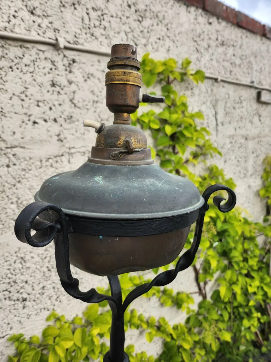 Wrought-Iron Oil lamp Stand - Image 3