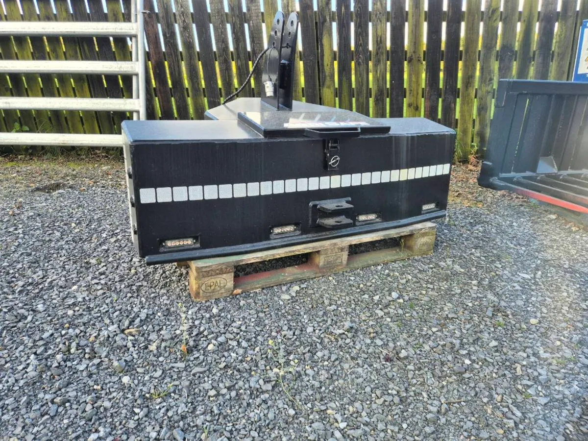 Weight/bumper - Image 1