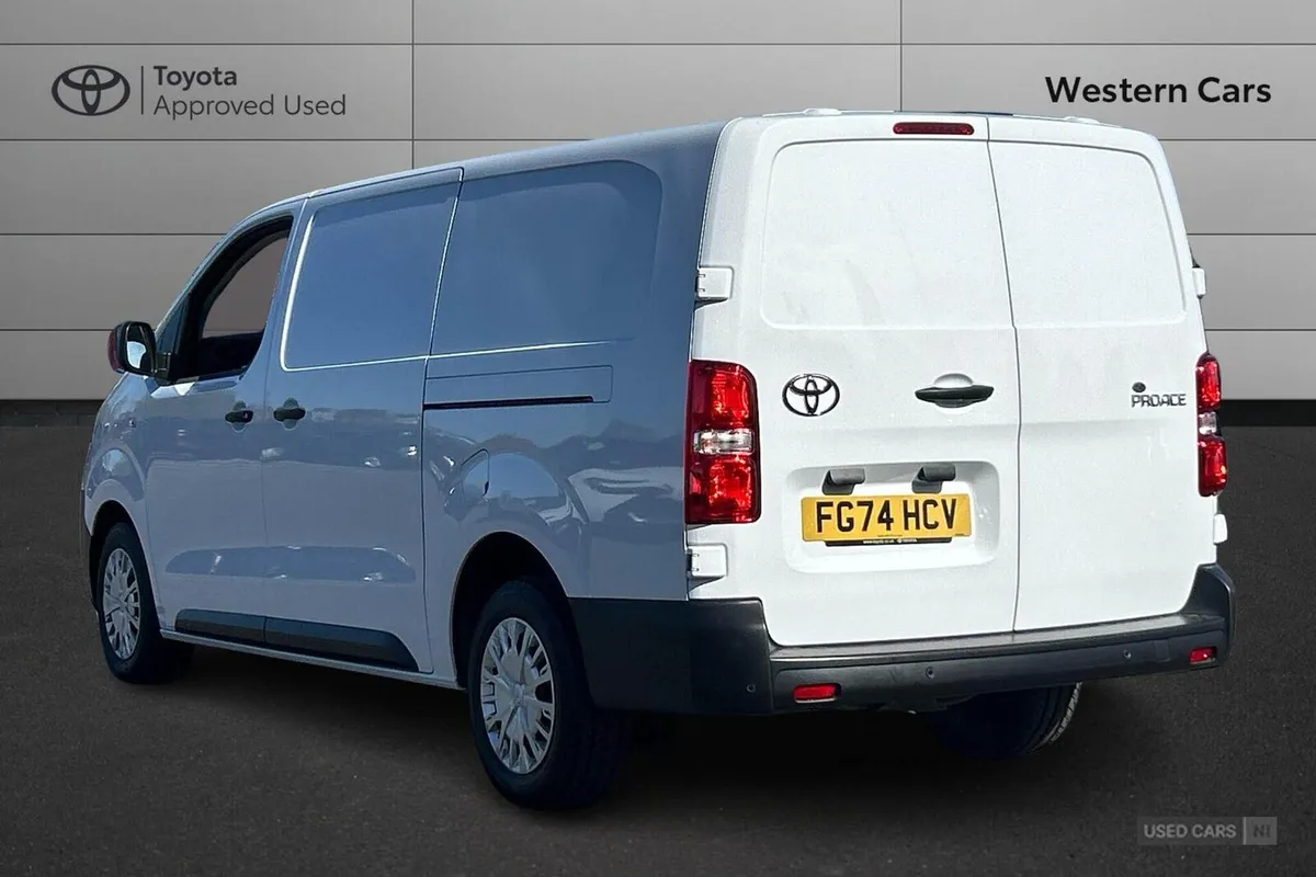 Toyota Proace 2.0D Icon Long Panel Van LWB Euro 6 - Image 4