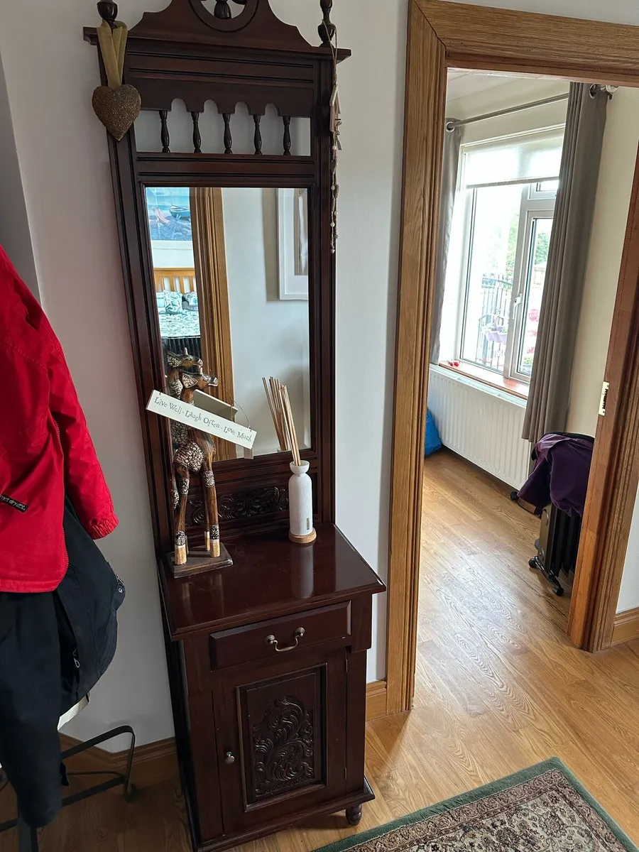 Hall dresser with mirror