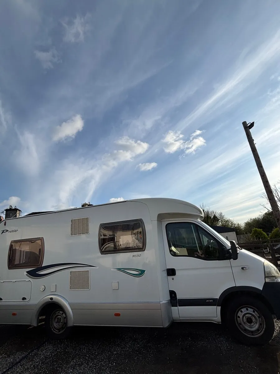 Automatic Lunar premier  2006 2 birth. - Image 1