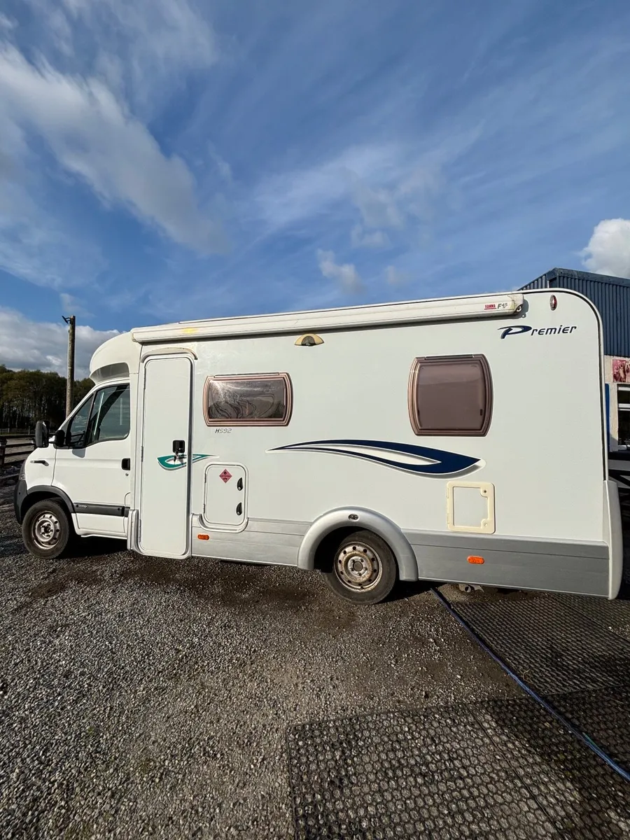 Automatic Lunar premier  2006 2 birth. - Image 4