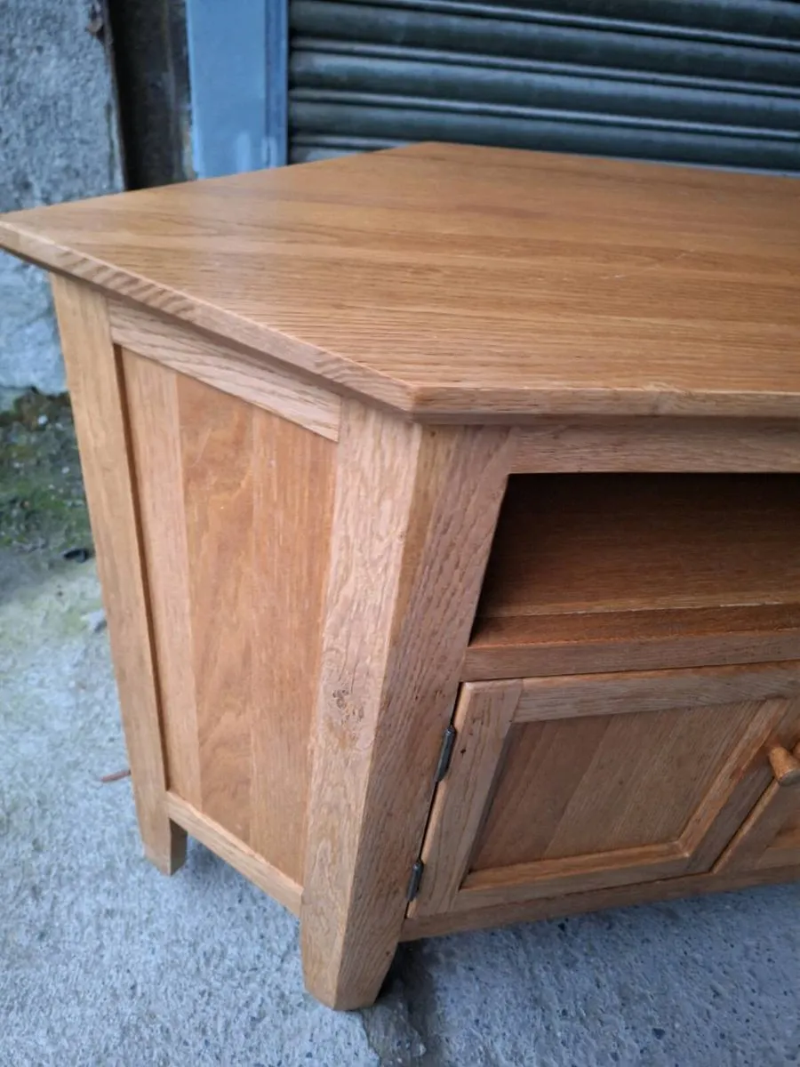 Matching solid wood oak furniture set (DELIVERY) - Image 3