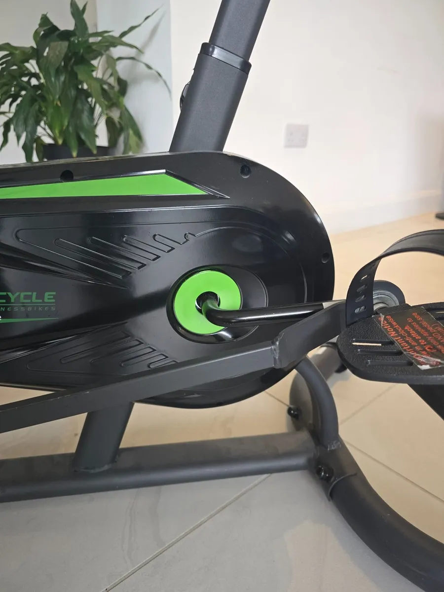 Indoor exercise bike - Image 2