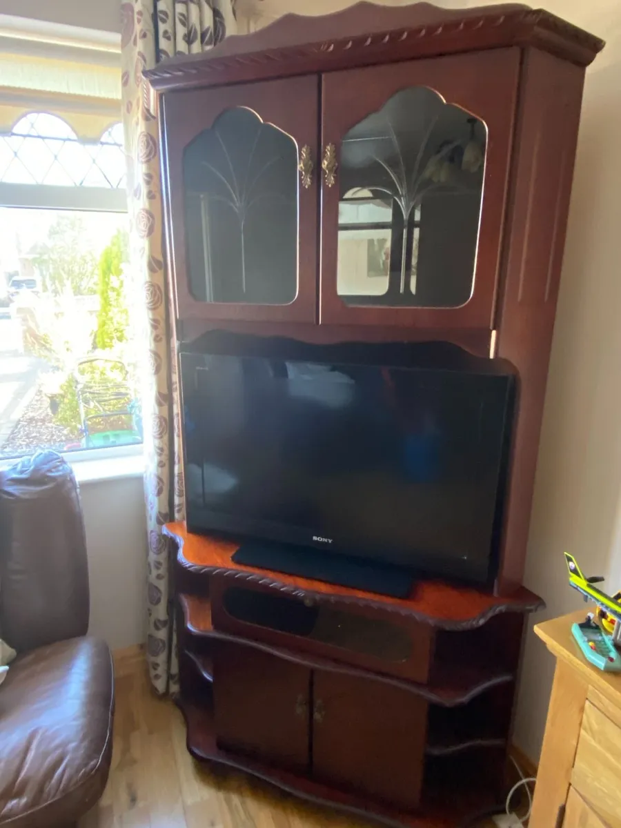 TV Corner Unit - Image 1