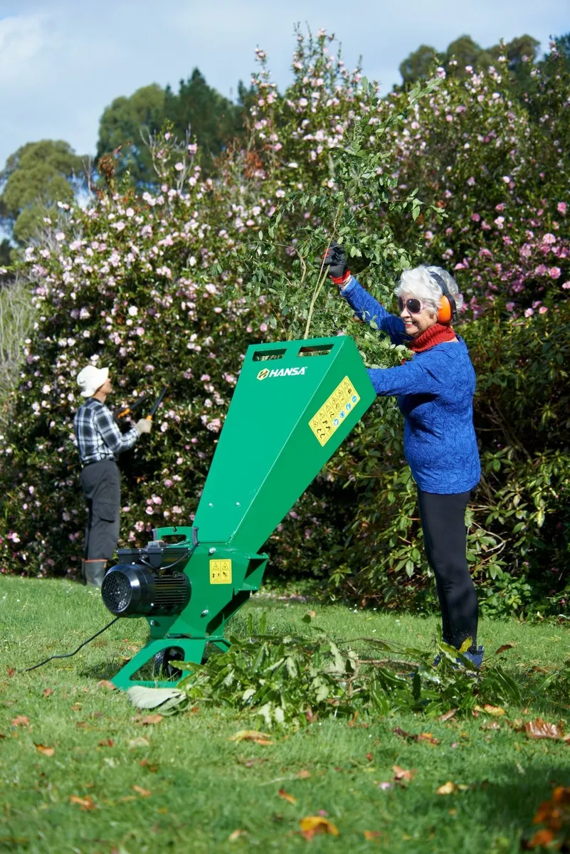 Hansa C3e Garden Wood Chipper - Image 1