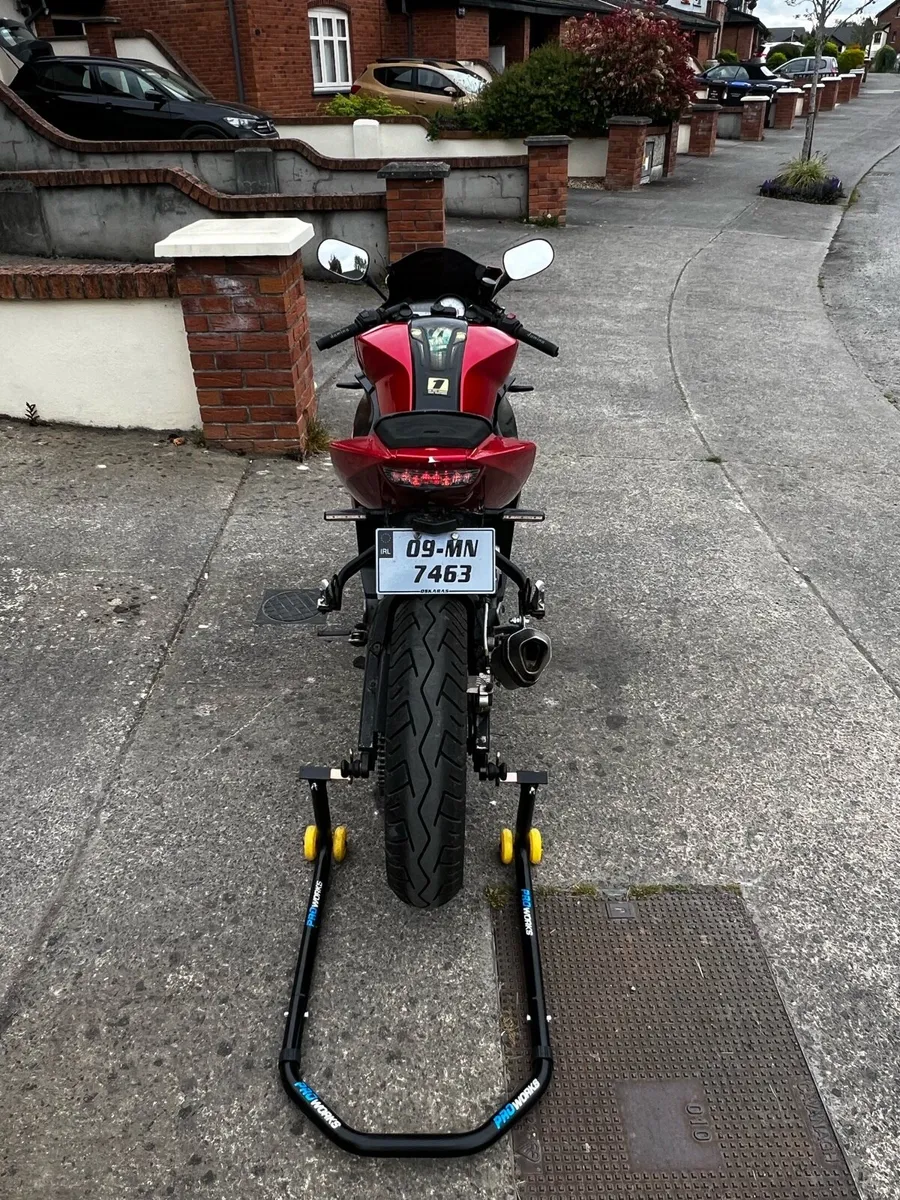 Yamaha YZF R125 - Image 3