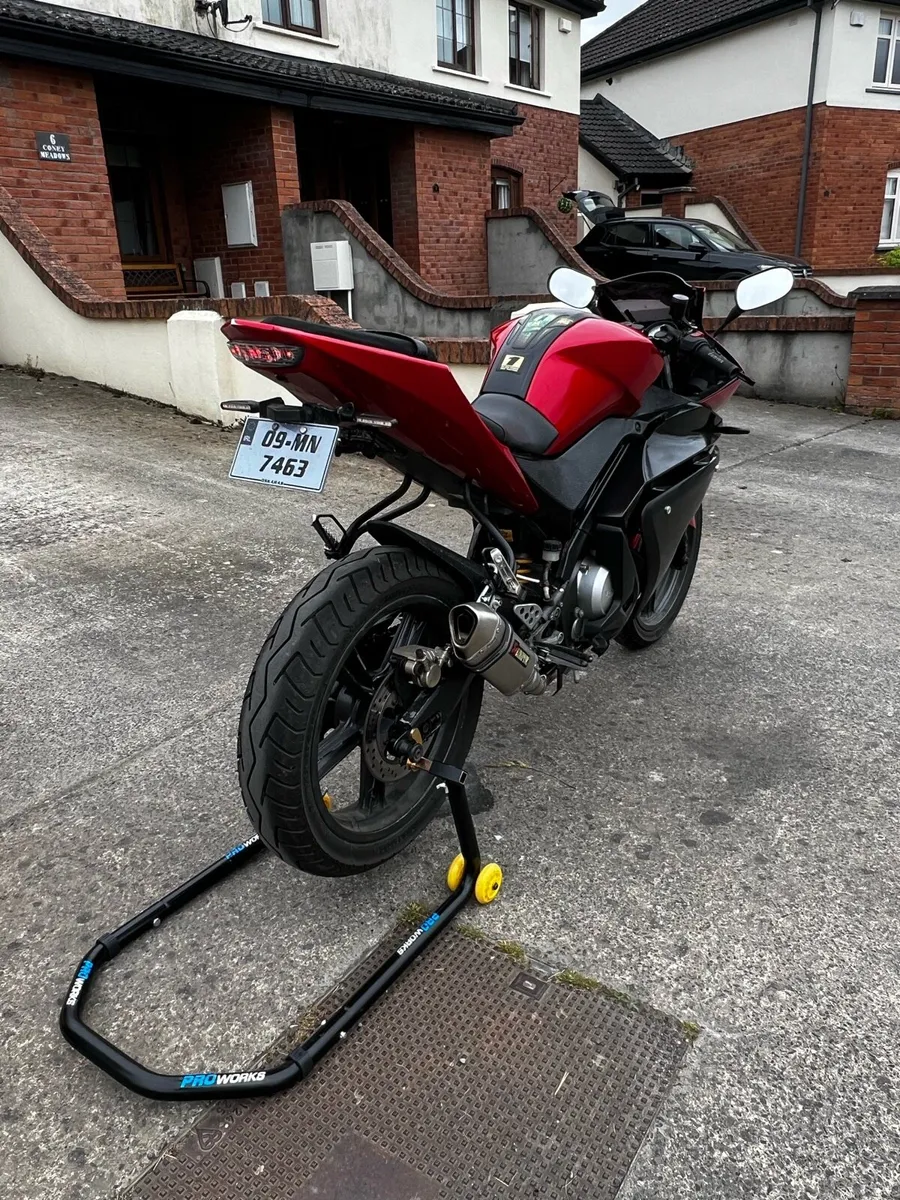 Yamaha YZF R125 - Image 4
