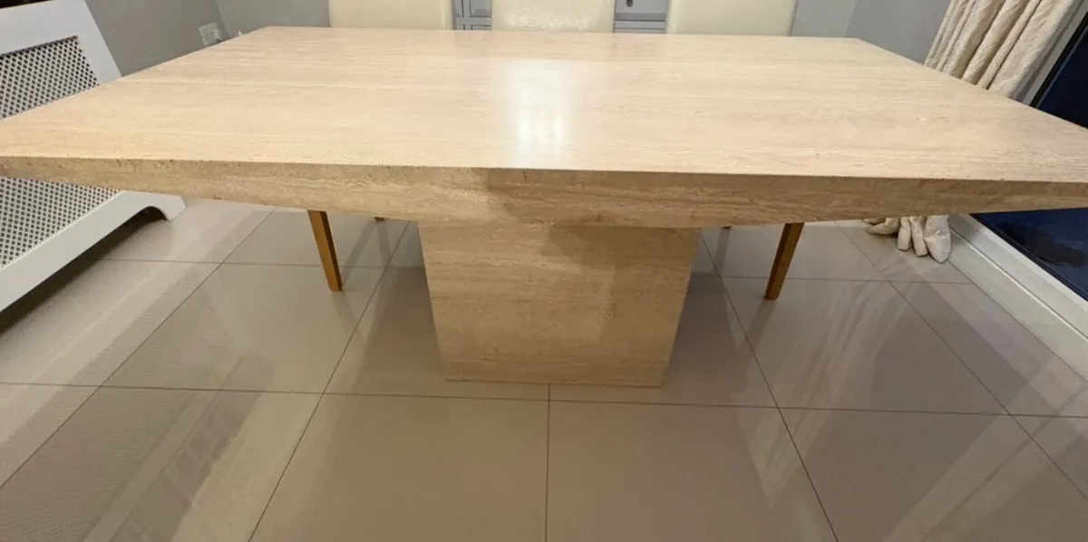 Kitchen / Dining table - Image 3