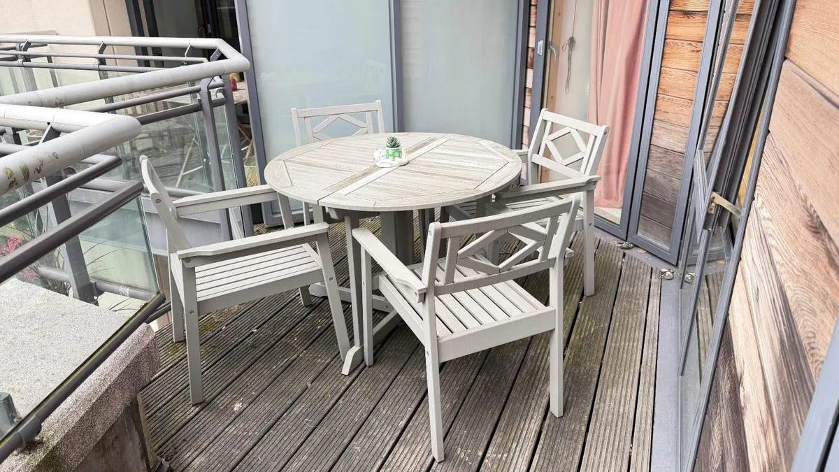 Outdoor Table Water Proof - Image 1
