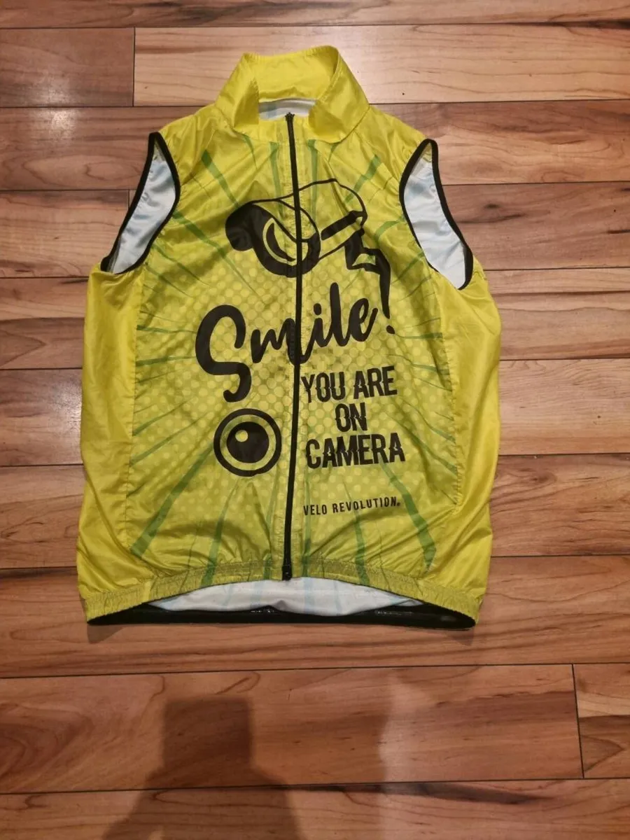 Cycling gillets/ - Image 1