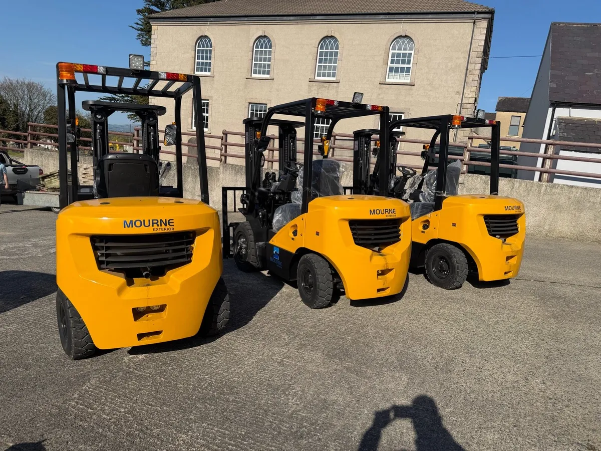 TPF30 Diesel Forklift – 3 Tonne Capacity - Image 3