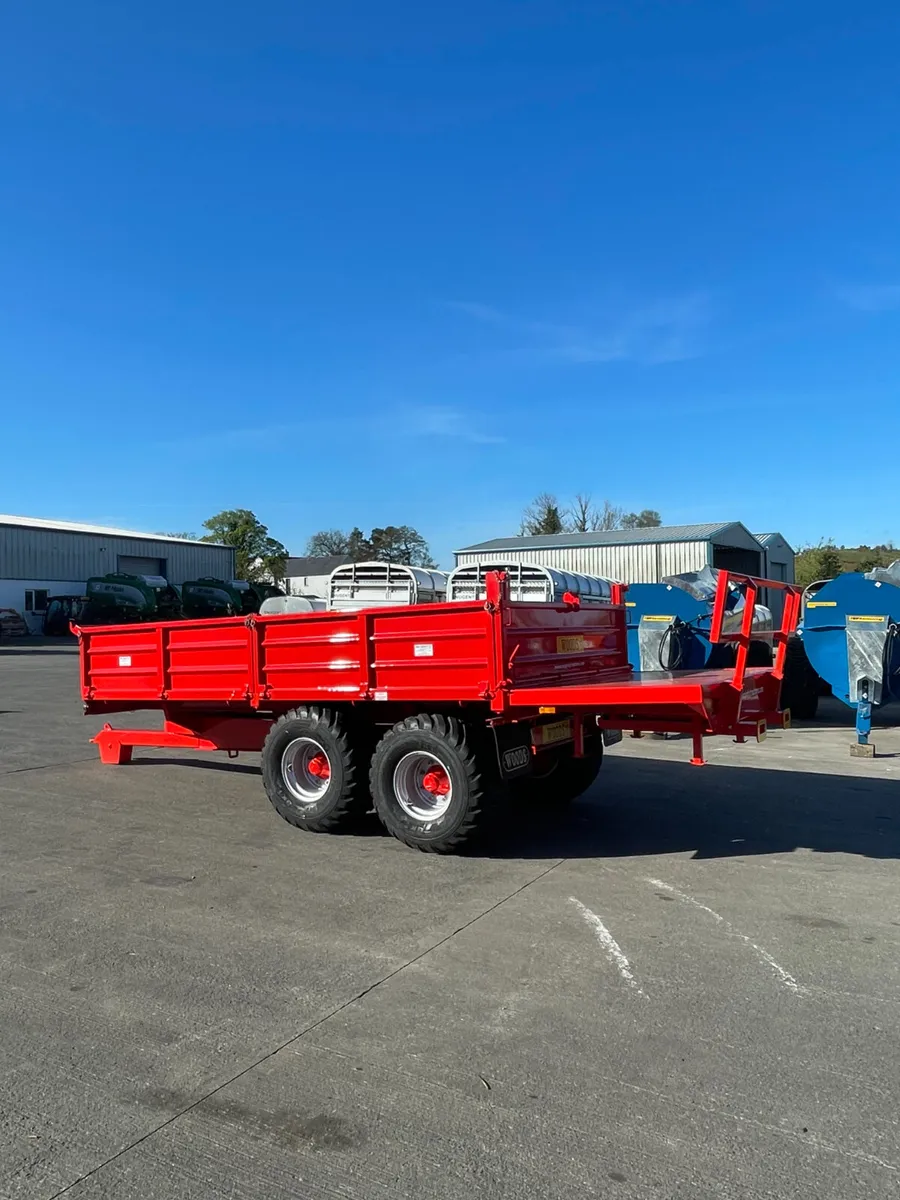 Woods 14ft x 7.6ft with Bale Extension - Image 3