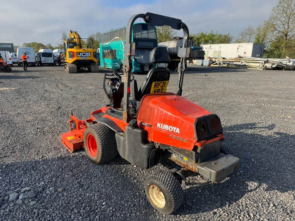 UNRESERVED 2020 KUBOTA F3090 DIESEL MOWER FOR AUCT - Image 3