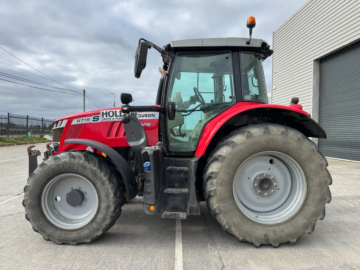 BID ONLINE NOW - UNRESERVED MASSEY FERGUSON 6715S - Image 2