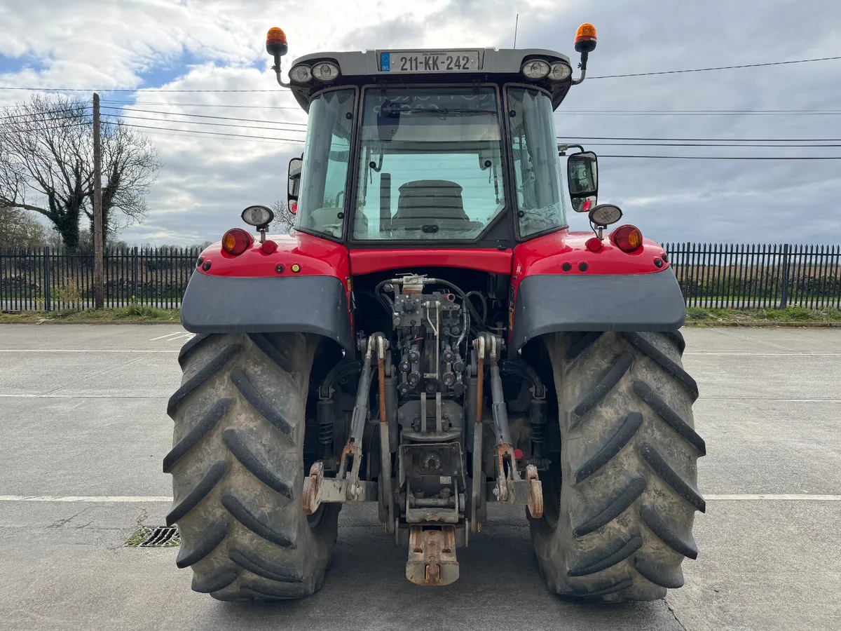 BID ONLINE NOW - UNRESERVED MASSEY FERGUSON 6715S - Image 4
