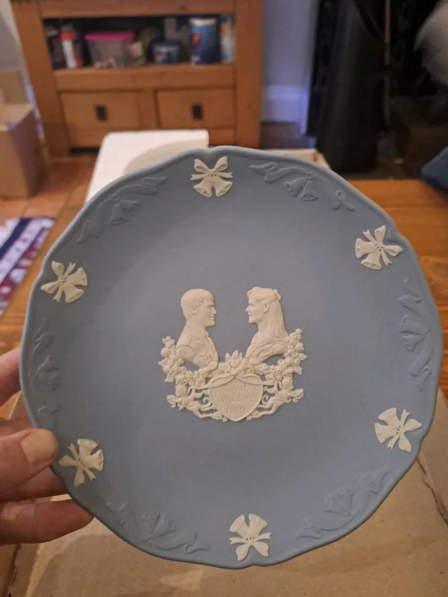 Wedgwood Jasperware Royal Wedding 1986 - Image 1