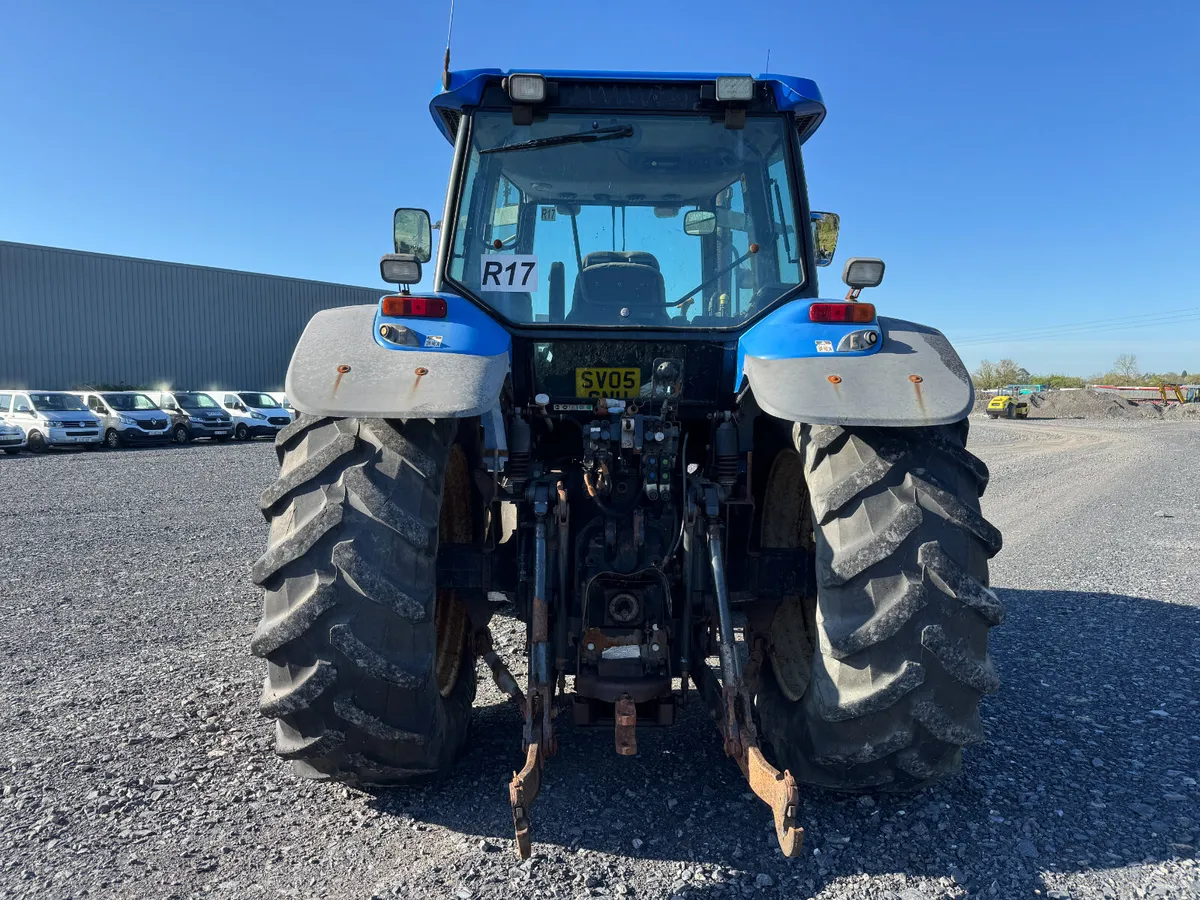 BID ONLINE NOW - UNRESERVED 05 NEW HOLLAND TM175 - Image 4
