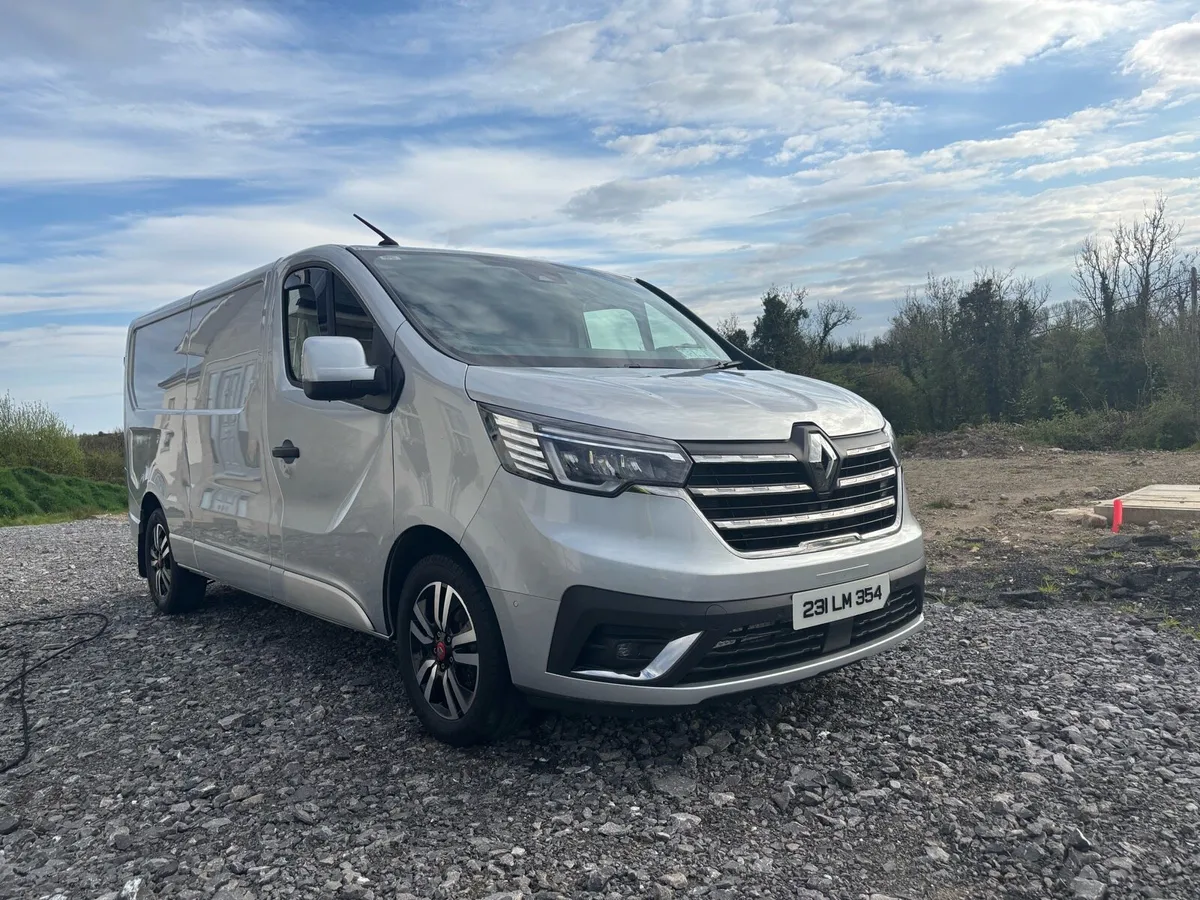 Renault trafic Red Edition 170 auto - Image 4