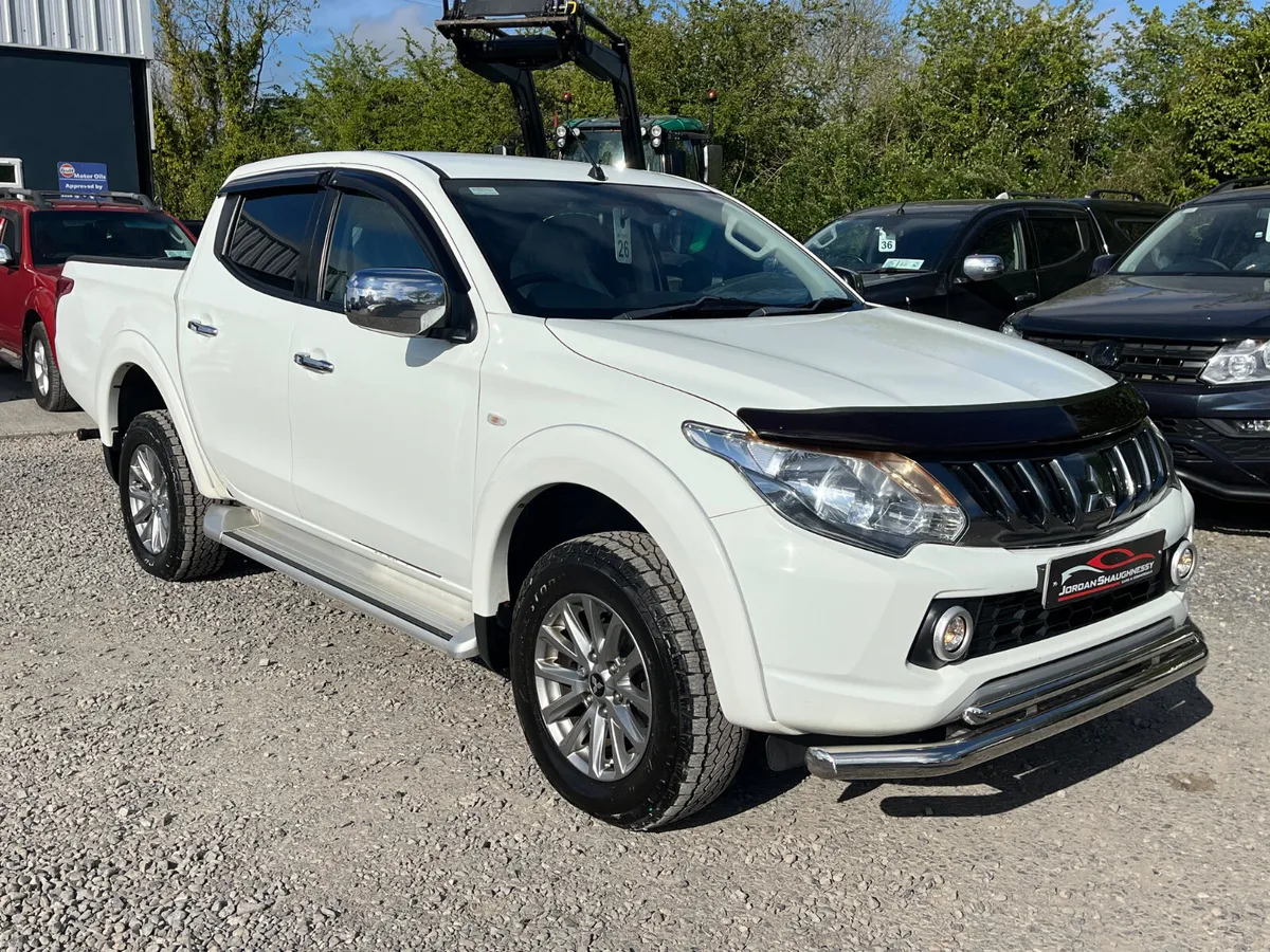 2019 MITSUBISHI L200 2.4 MANUAL - Image 1