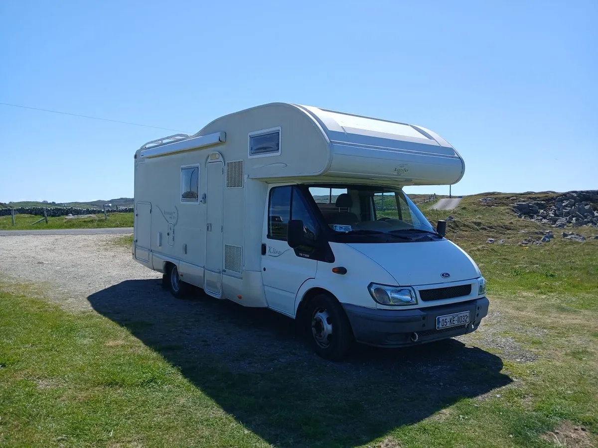 Ford Kentucky Motorhome. 6 berth. - Image 1
