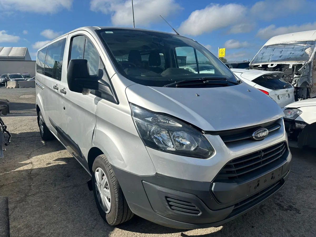 13 FORD CUSTOM KOMBI 2.2 D FOR BREAKING - Image 2