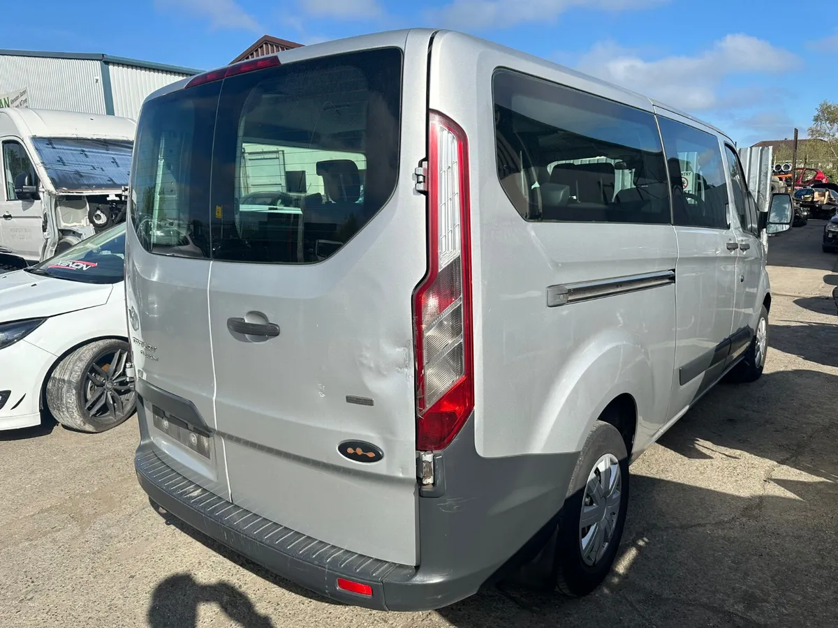 13 FORD CUSTOM KOMBI 2.2 D FOR BREAKING - Image 3