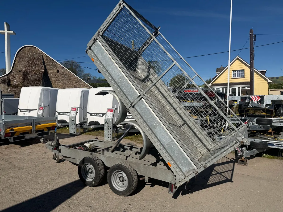 18 month old Dale Kane 10 x 5”6 tipper trailer - Image 2