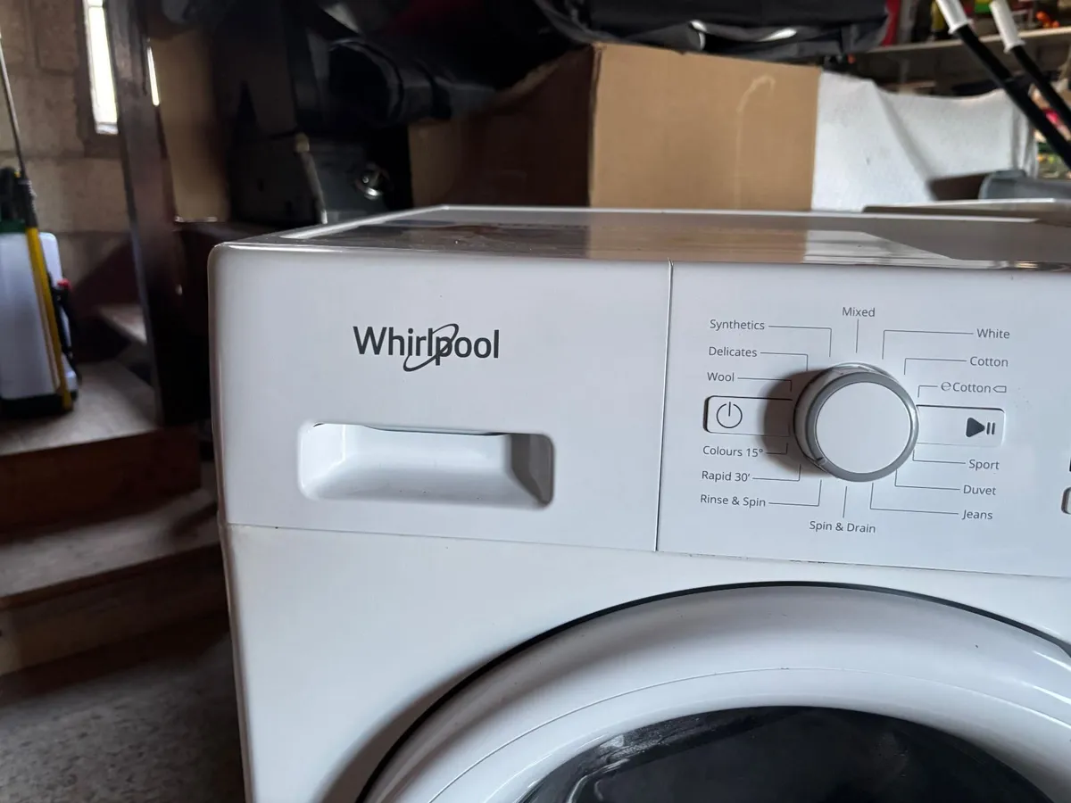 Whirlpool Freshcare+ 7kg Washing Machine - Image 3