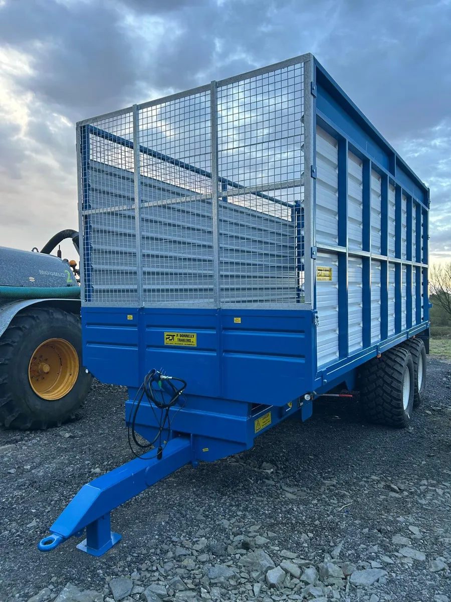 SILAGE TRAILERS - Image 1