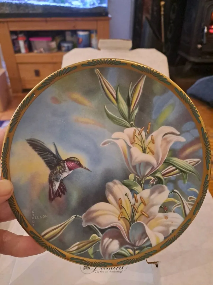 Pickard Collector Plate Hummingbird and Lilies - Image 1