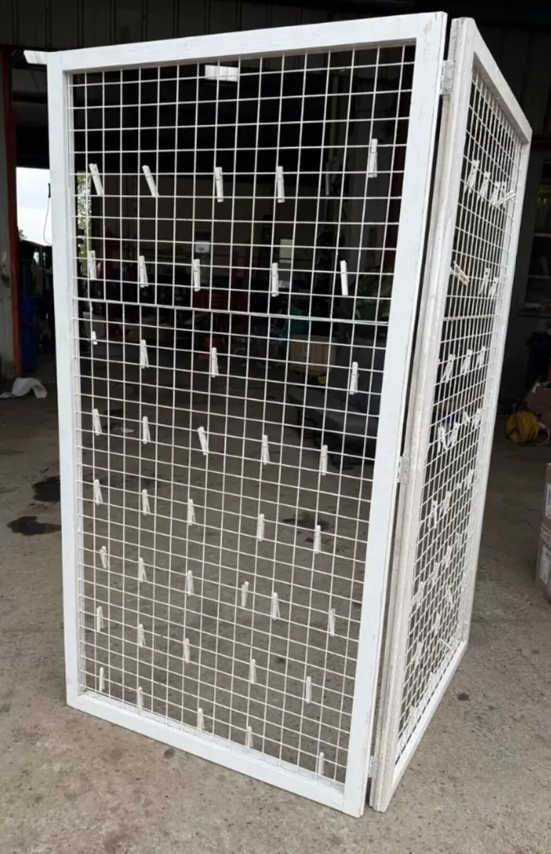 Crisp Wall - Image 2