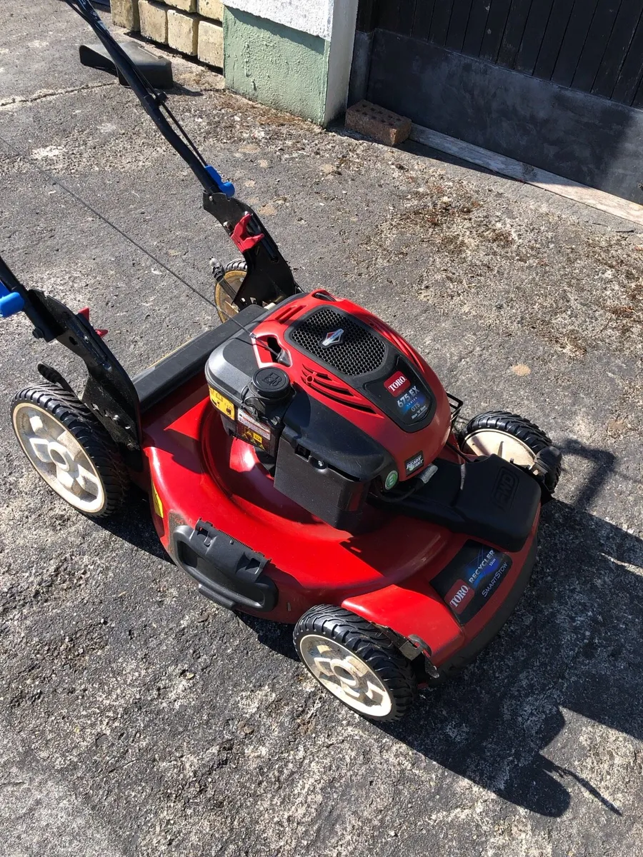 Toro Smart Stow mower - Image 2