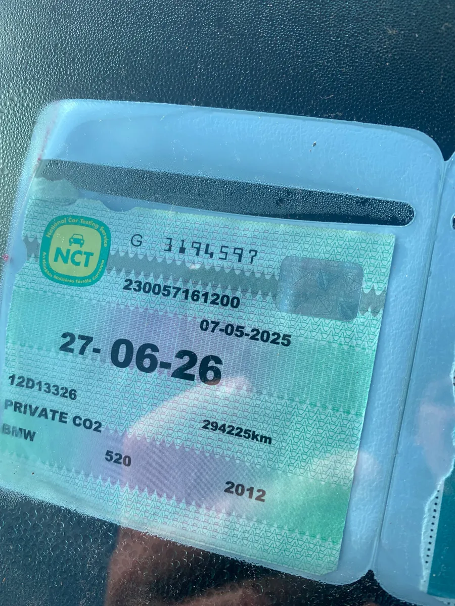 2012 BMW 520 DIESEL MANUAL - Image 2