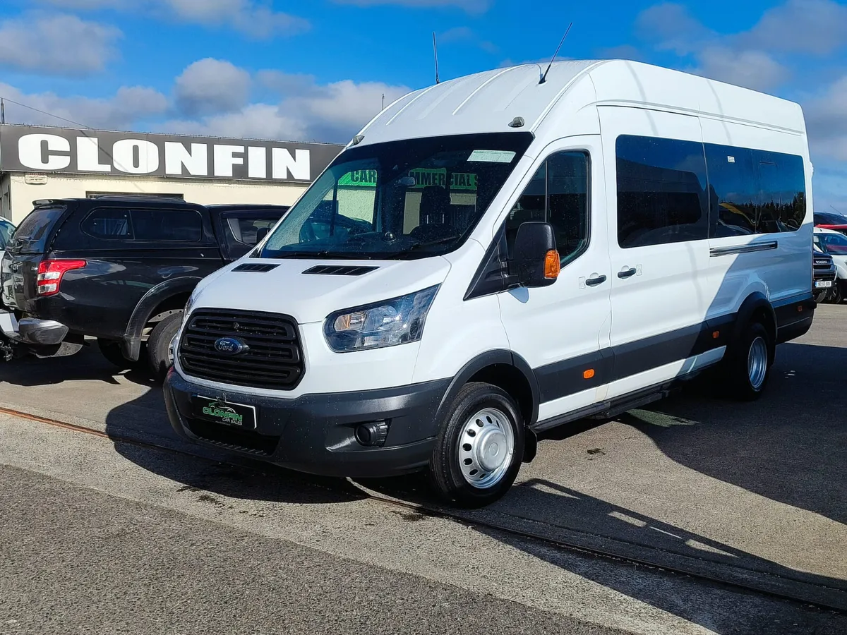 Ford Transit 17 seater minibus - Image 1