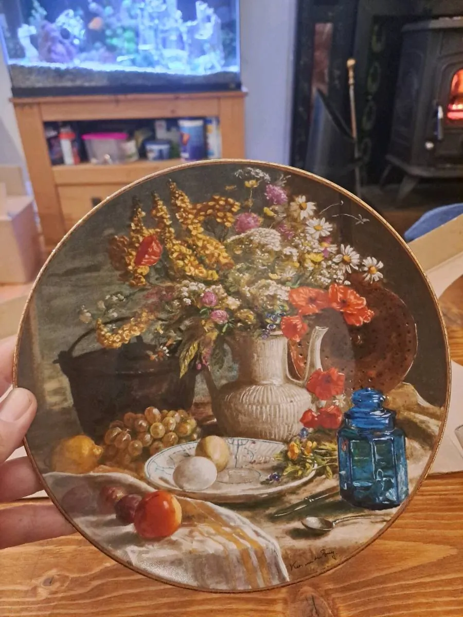 Royal Mosa Collector Plate 1988 - Image 1