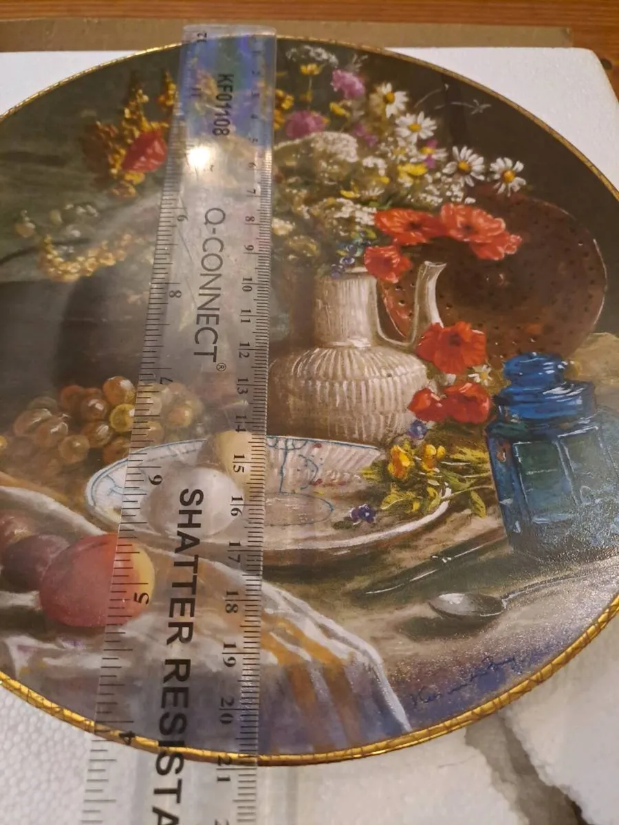 Royal Mosa Collector Plate 1988 - Image 4