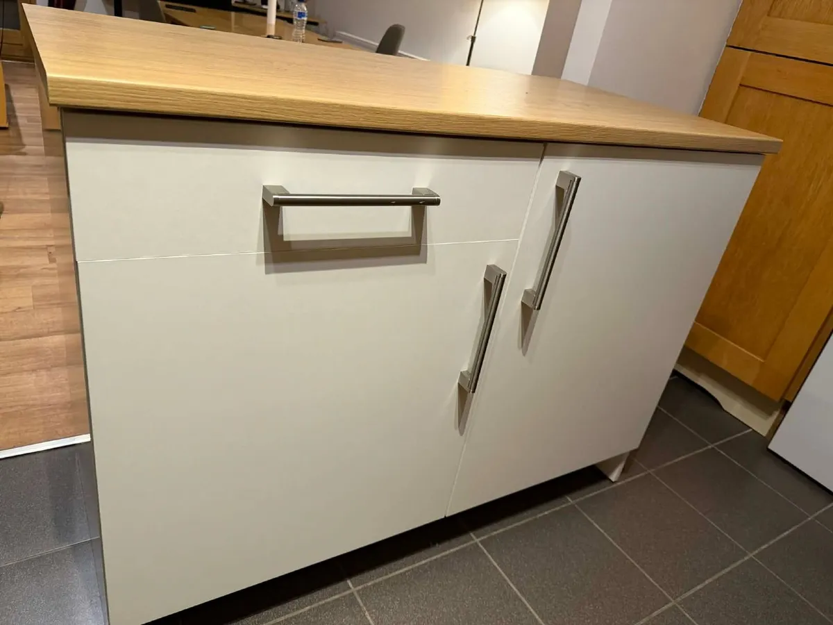 Kitchen unit - Image 2
